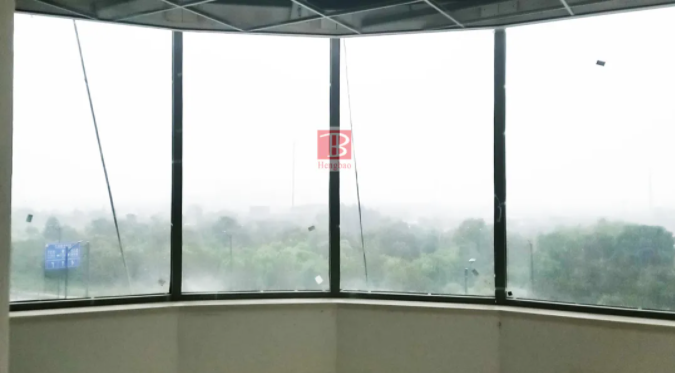 使用隔斷防火玻璃時(shí)要注意什么？